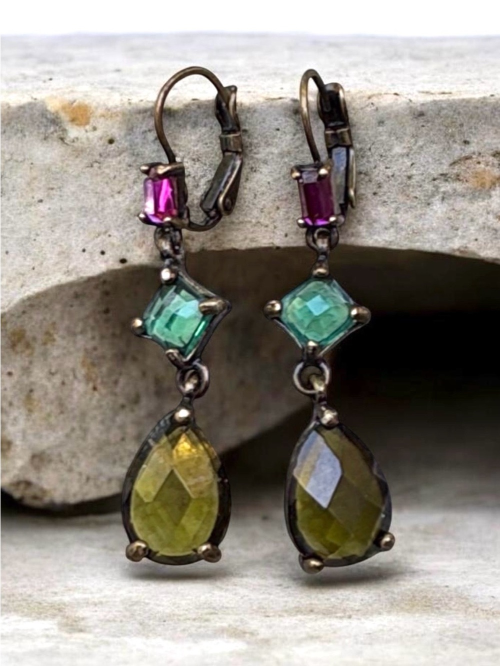 Avon Y2K Geometric Gemstone Earrings Bronze Leverback Green Purple NIB